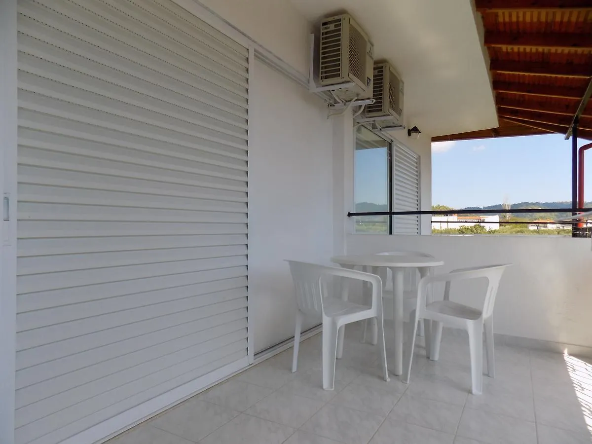 Estia Hotel Fourka 0*,